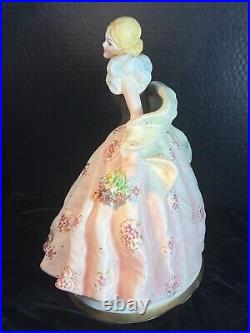Made In Italy Porcelain Sculpture Lady Holding Porclain Flowers Figurine