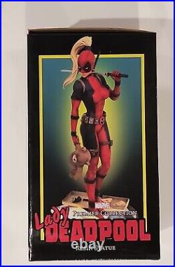 Marvel Lady Deadpool Premiere Collection Limited Edition of 3000 Resin Statue