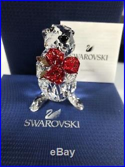 NIB $159 Swarovski Crystal Figurine Rabbit With Roses Bunny # 5063338