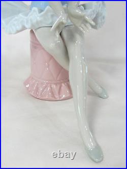 Nao By Lladro Sitting Ballet Dancer Brand New In Box #1179 Girl Free Shipping
