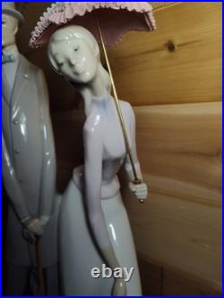 Nao by Lladro Spain 4563 RARE Lovers Couple with Puppy & Parasol Umbrella, 19 1/2