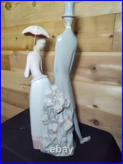 Nao by Lladro Spain 4563 RARE Lovers Couple with Puppy & Parasol Umbrella, 19 1/2
