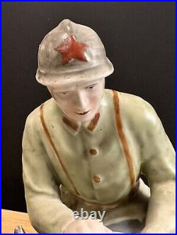 PROPAGATION PORCELAIN figurine BORDER GUARD with DOG USSR 1930s GORODNITSYA