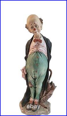Pucci Capodimonte Sad Clown And Umbrella Figurine