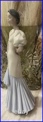 RARE Lladro 6181 Velisa from The 1990 Black Legacy Collection, Retired With Box