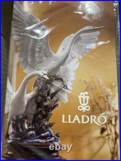 RARE Lladro 6181 Velisa from The 1990 Black Legacy Collection, Retired With Box