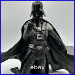 RARE Vintage Star wars Darth Vader 13 And Yoda 18 Action Figure And Spaceship