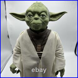 RARE Vintage Star wars Darth Vader 13 And Yoda 18 Action Figure And Spaceship