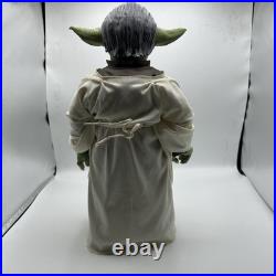 RARE Vintage Star wars Darth Vader 13 And Yoda 18 Action Figure And Spaceship