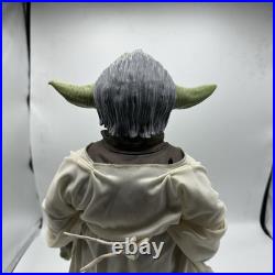 RARE Vintage Star wars Darth Vader 13 And Yoda 18 Action Figure And Spaceship