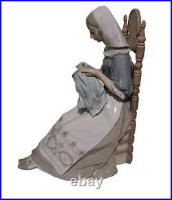 Retired Large Lladro The Embroiderer Lady Sewing in Chair #4865 Excellent Spain