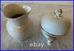 Royal Copenhagen White Duck 1192 Porcelain Figurine, And Cream Sugar Set VTG