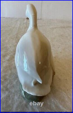 Royal Copenhagen White Duck 1192 Porcelain Figurine, And Cream Sugar Set VTG