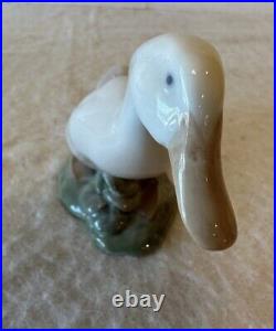 Royal Copenhagen White Duck 1192 Porcelain Figurine, And Cream Sugar Set VTG