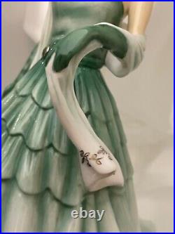 Royal Doulton HAPPY BIRTHDAY 2020 Annual Figurine HN 5925 STUNNING