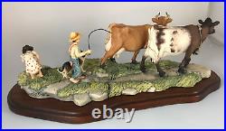 Schmid Lowell Davis Figurine, 225362, My Favorite Chores, 1991, NEW