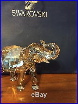 Swarovski Crystal Cinta Elephant 2013 SCS Limited Edition