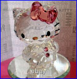Swarovski Crystal Figurine Hello Kitty Pink Bow 2011 withbox