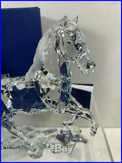 Swarovski Crystal Figurine Large Stallion 9100 000 068 / 898508 MIB WCOA