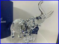 Swarovski Crystal Figurine Mother Elephant 7610 000 081 / 678945 MIB WithCOA