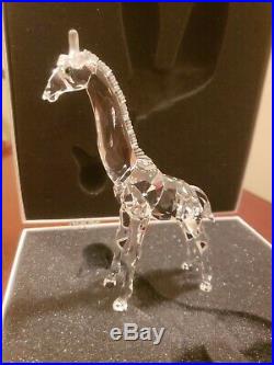 Swarovski Crystal Giraffe Figurine with Original Box Excellent 5 3/8