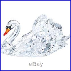 Swarovski Graceful Swan Crystal in Original Box # 1141713