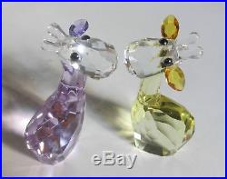 Swarovski Pioneer CHIT & CHAT Giraffes Pair Crystal Figurines 5268846 NEW in Box