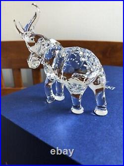 Swarovski crystal figurine Mother Elephant Mint in Box