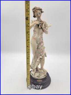 Vintage Collectible Giuseppe Armani 1995 Melody Members Only 0656-c Figurine Vintage Collectible Giuseppe Armani 1995 Melody Members Only 0656-c Figurine