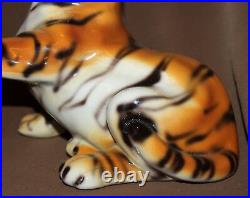 Vintage Italian hand made porcelain tiger statuette