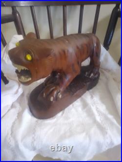 Vintage Japanese Hand Carved Solid Wooden Lion Sculpture Circa 1950s Vintage Japanese Hand Carved Solid Wooden Lion Sculpture Circa 1950s