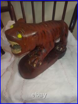 Vintage Japanese Hand Carved Solid Wooden Lion Sculpture Circa 1950s Vintage Japanese Hand Carved Solid Wooden Lion Sculpture Circa 1950s