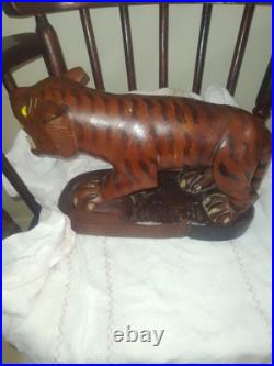 Vintage Japanese Hand Carved Solid Wooden Lion Sculpture Circa 1950s Vintage Japanese Hand Carved Solid Wooden Lion Sculpture Circa 1950s