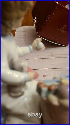 Vintage Lladro Figurine Ringing In The Season #6671 withBox Retired So Precious