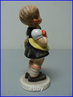 Vintage MI HUMMEL West Germany SISTER, Girl with Basket Figurine 98/0. TMK-3
