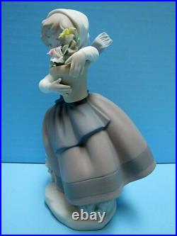Vtg. 1984 Lladro Spring Is Here #5223