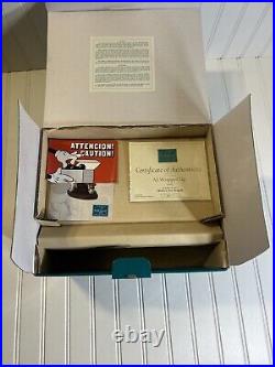 Walt Disney Classics-Fireman Goofy'All Wrapped Up'-New in Box, withCOA #1011/2002 Walt Disney Classics-Fireman Goofy'All Wrapped Up'-New in Box, withCOA #1011/2002