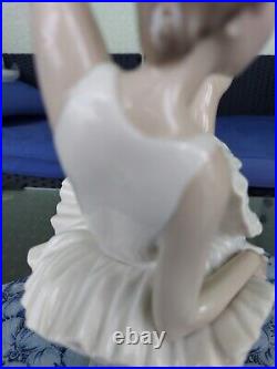 Zaphir LLadro Hand Made Spain NAO Sitting Ballerina Figurine on Pedestal Rare